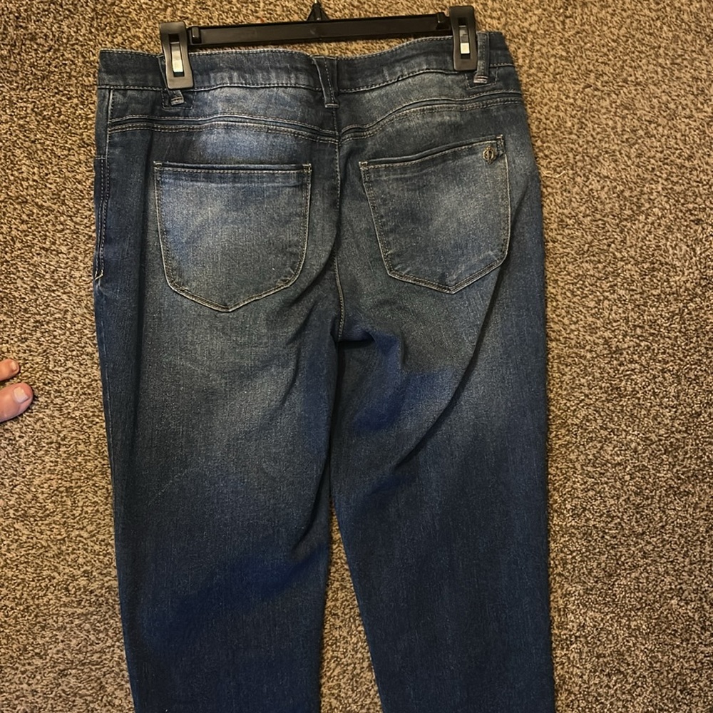 Jeans - Picture 5 of 5